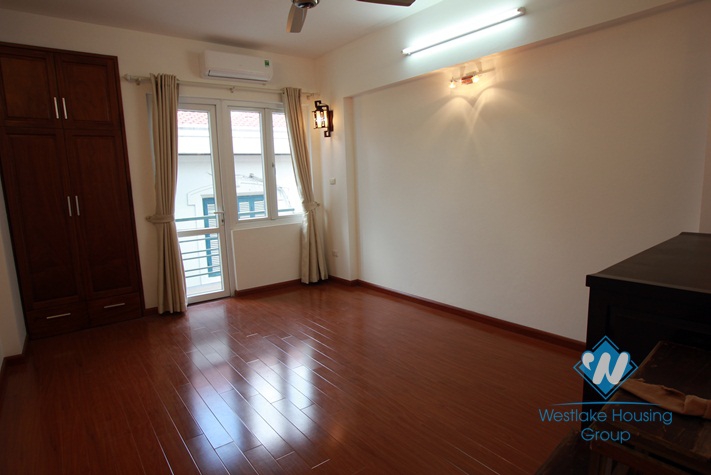 Brand new house for rent in Tay Ho District, Ha Noi